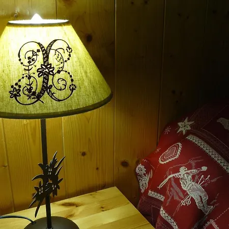 Chalet La Piat Chambres D'hotes Bed & Breakfast *